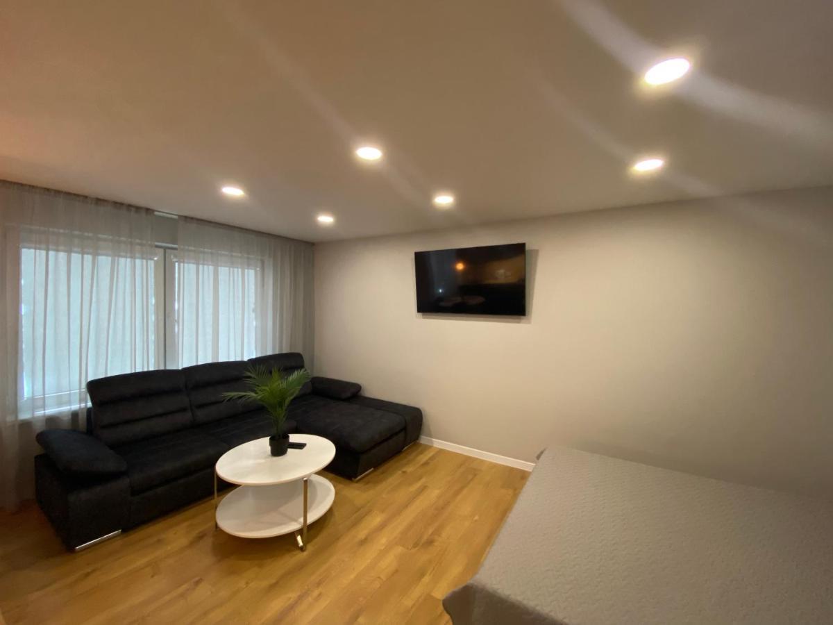 Feelings Apartment Apartamenti 斯米尔泰内 外观 照片